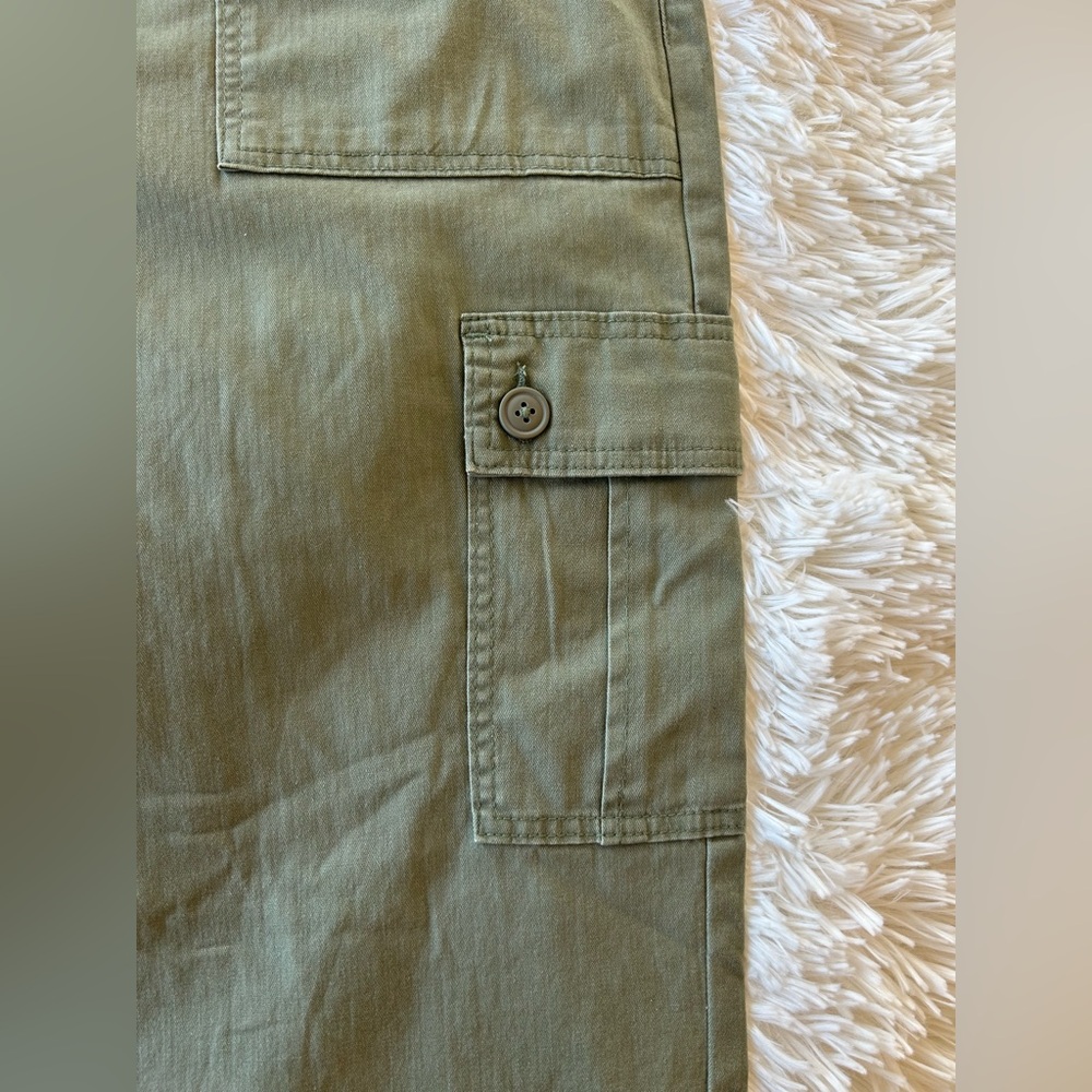 Lee | Heritage Loose Striaght Green Wide Leg Cargo Pants - Picture 6 of 9